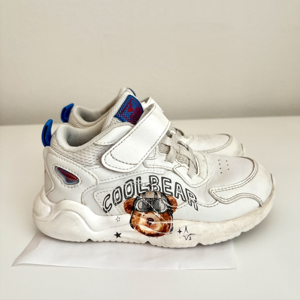 Dr. Kong Kids White Bear Sneakers | US 10 / EU 27